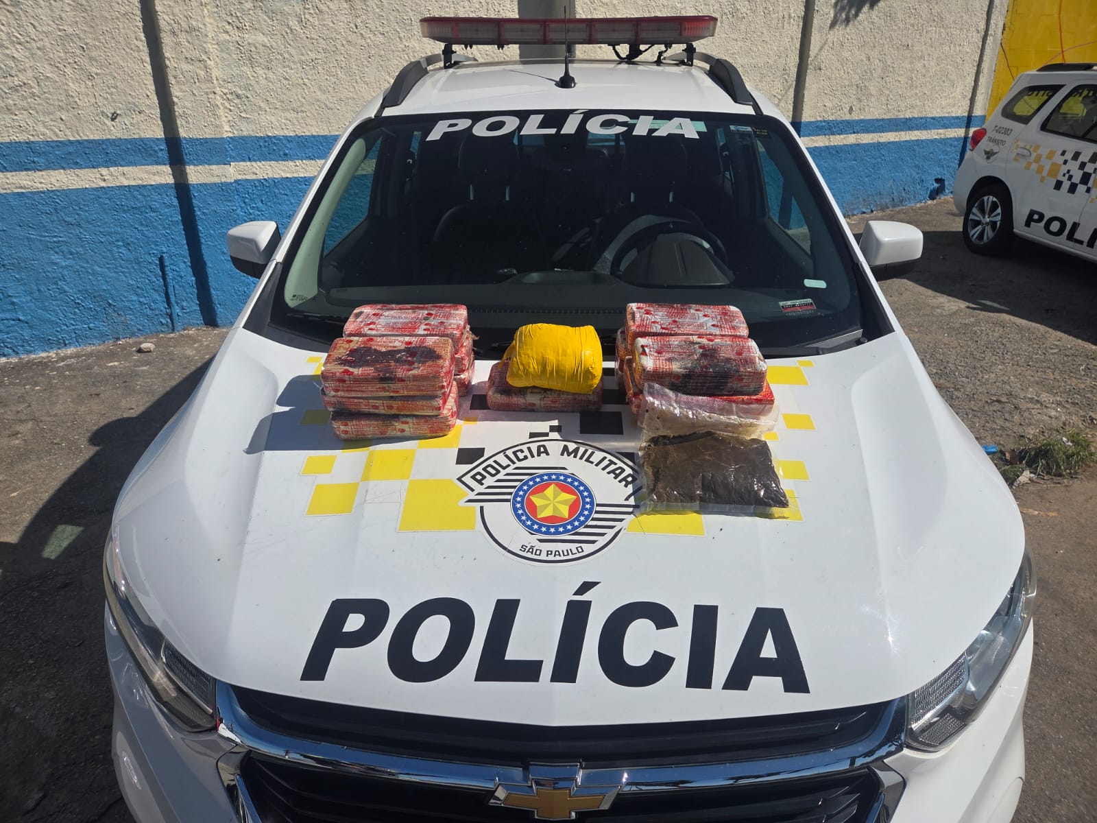 TRÁFICO DE DROGAS NA MARGINAL TIETÊ